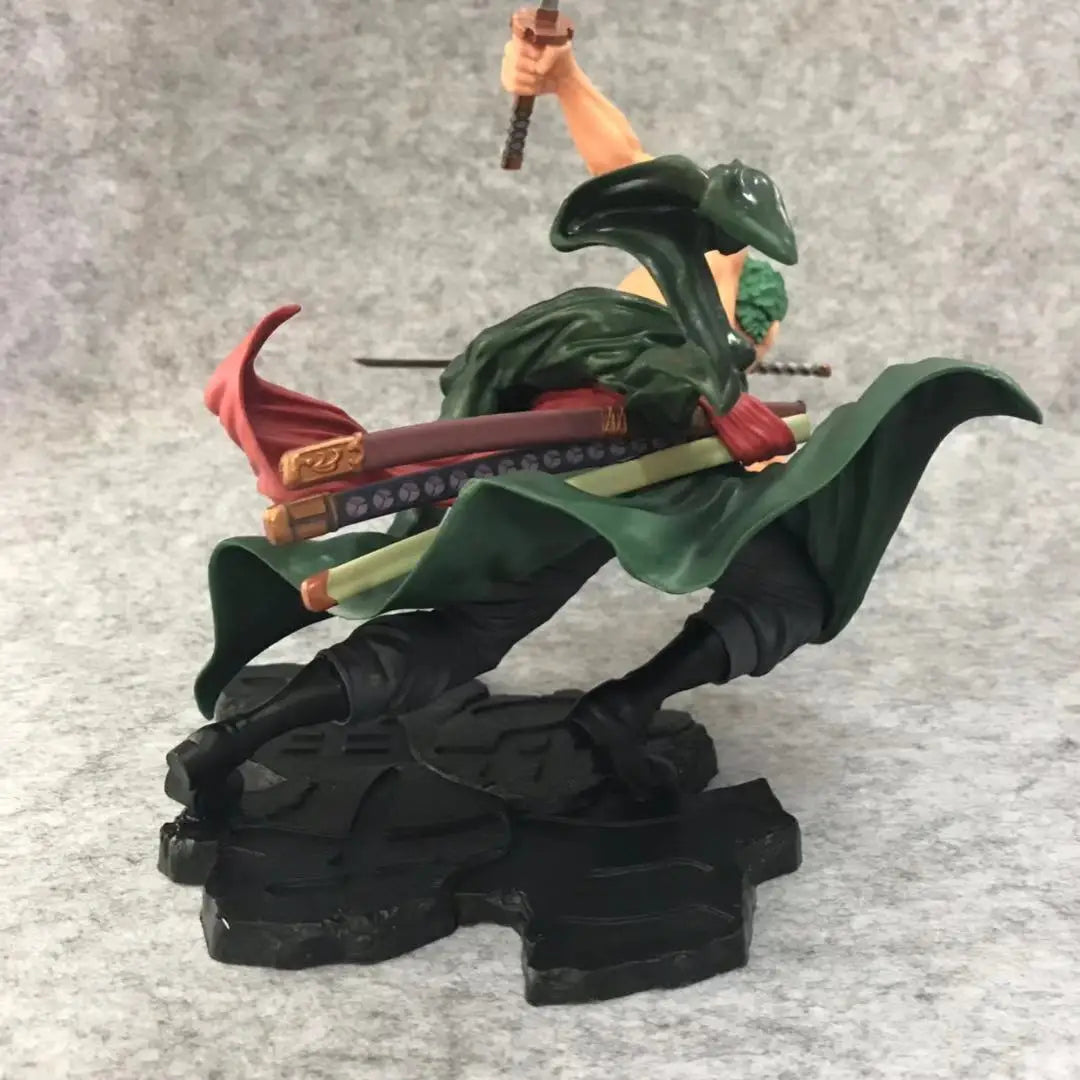 Roronoa Zoro Three-Sword Style Figure – One Piece (18CM)